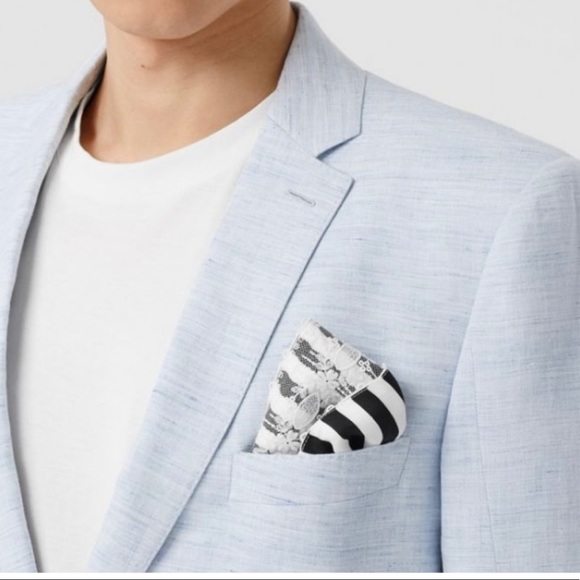 NWT BURBERRY Silk Bandeau Scarf 🤍❤️ - Picture 4 of 11